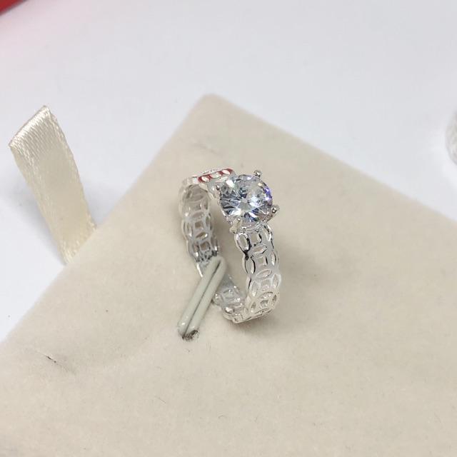 Nhẫn kim tiền đính đá nhỏ