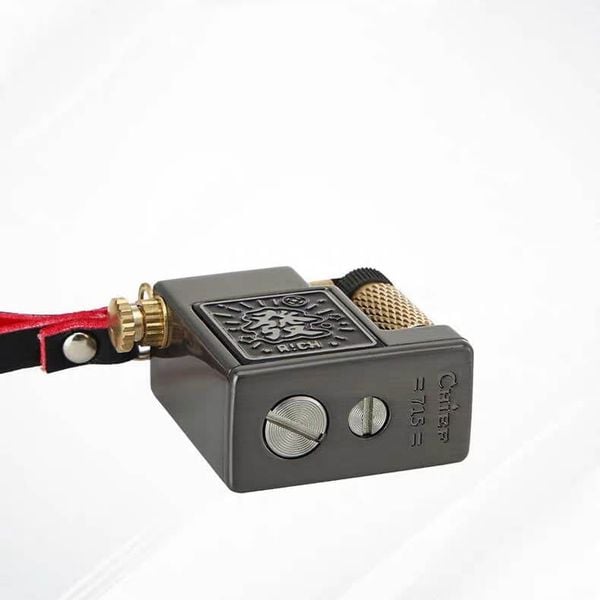 Vỏ hộp quẹt bật lửa xăng đá CF-715 có móc treo chìa khóa