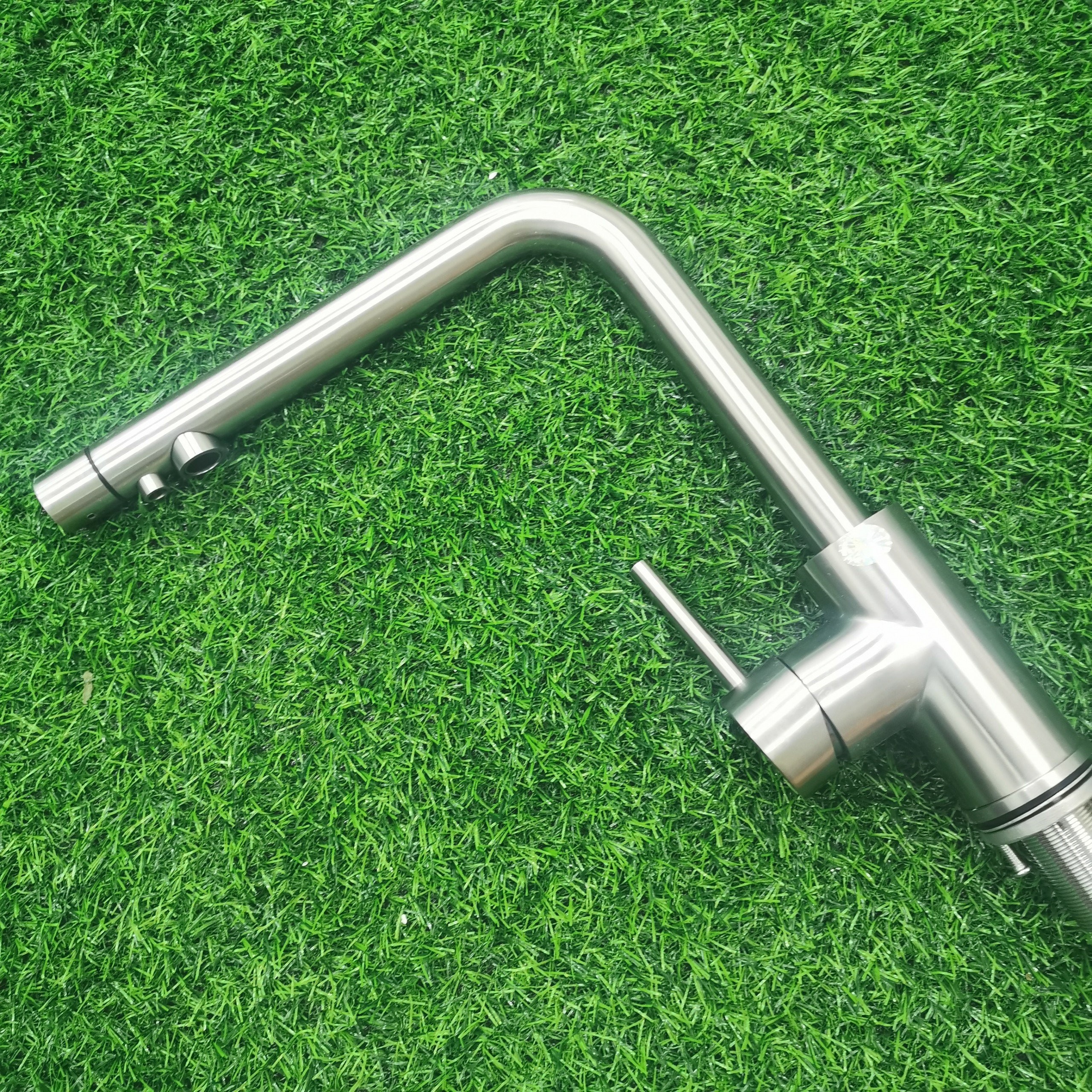 VÒI CHẬU RỦA CHÉN BÁT INOX 304