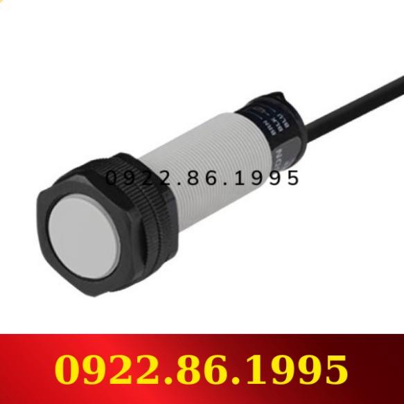 Cảm biến tiệm cận điện dung CR 8-8DP mới