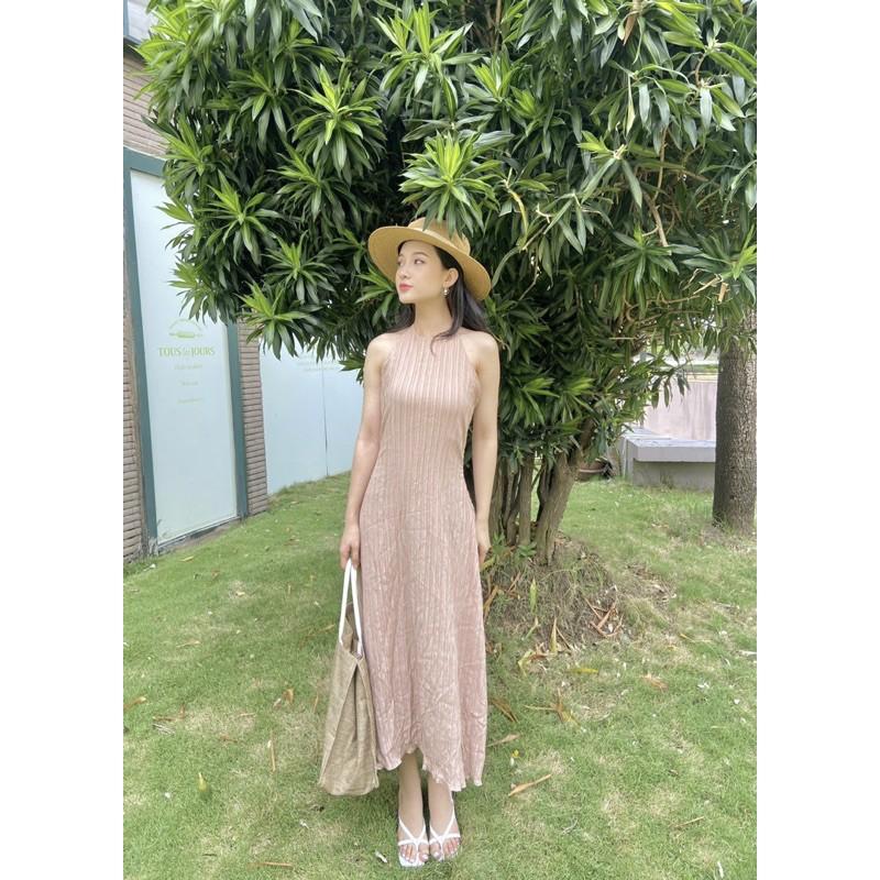 Đầm yếm maxi cột dây cổ màu hồng phấn sang trọng - Audrey studio