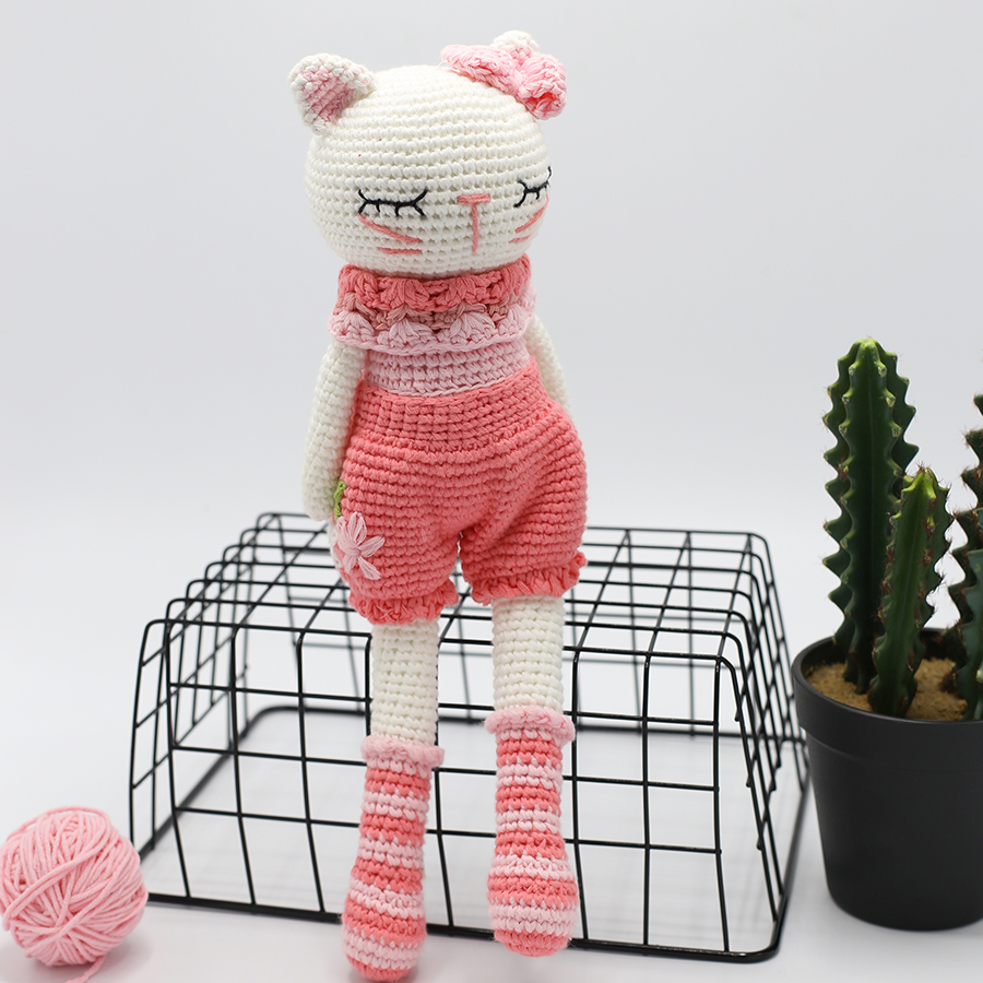 Gấu bông móc len Amigurumi cao cấp - Mèo Kitty chân dài màu hồng quà tặng thú nhồi bông - SP000288