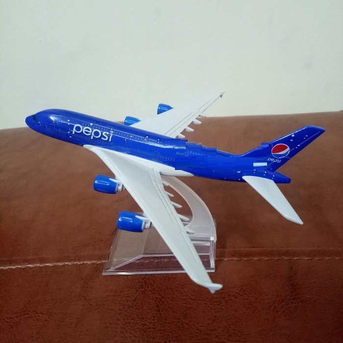 Mô hình máy bay tĩnh A380 Pepsi 16cm