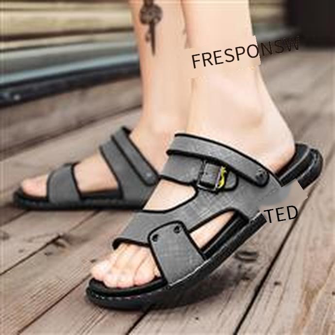 Ưu đãi đặc biệt dép dép có lỗ giày dép ngoài trời dép đi trong nhà tăng khả năng chống mài mòn của phụ nữ