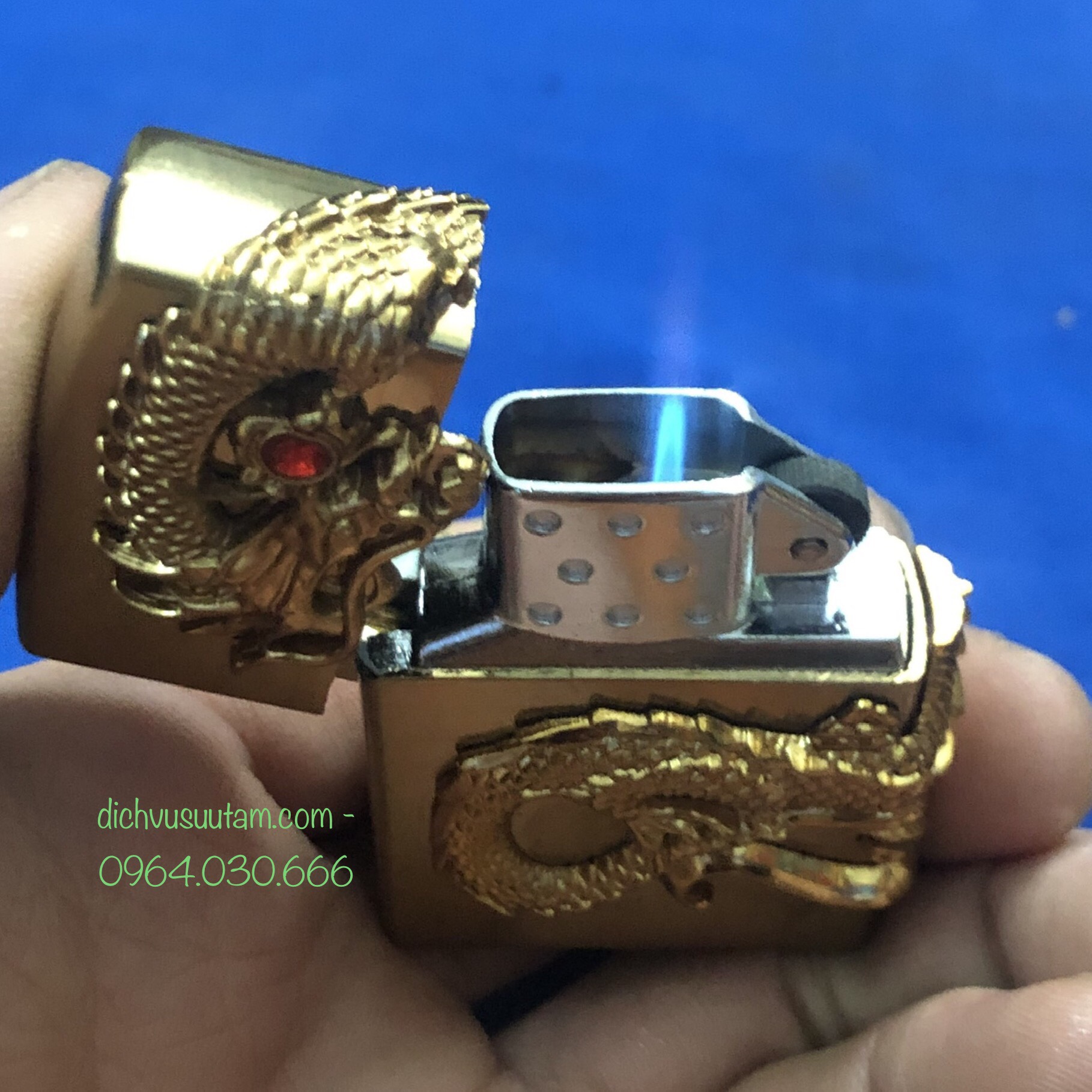 Hộp quẹt Zippo Rồng vàng sang trọng