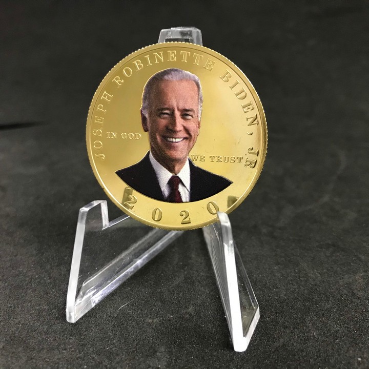 Xu lưu niệm Biden in màu, dùng để sưu tầm, trang trí bàn sách, bàn làm việc, làm quà tặng thú vị - TMT Collection - SP005092