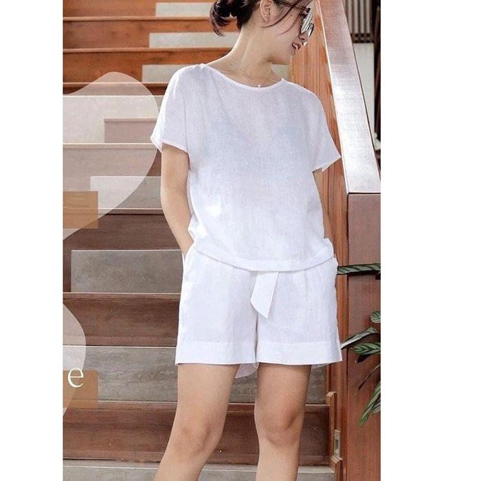 Bộ đồ linen áo tay cánh rơi kèm quần short trẻ trung, thời trang phong cách trẻ