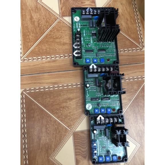 AVR TRỰC TIẾP máy phát điện/bộ điều chỉnh áp tự động 8-12-15AH .