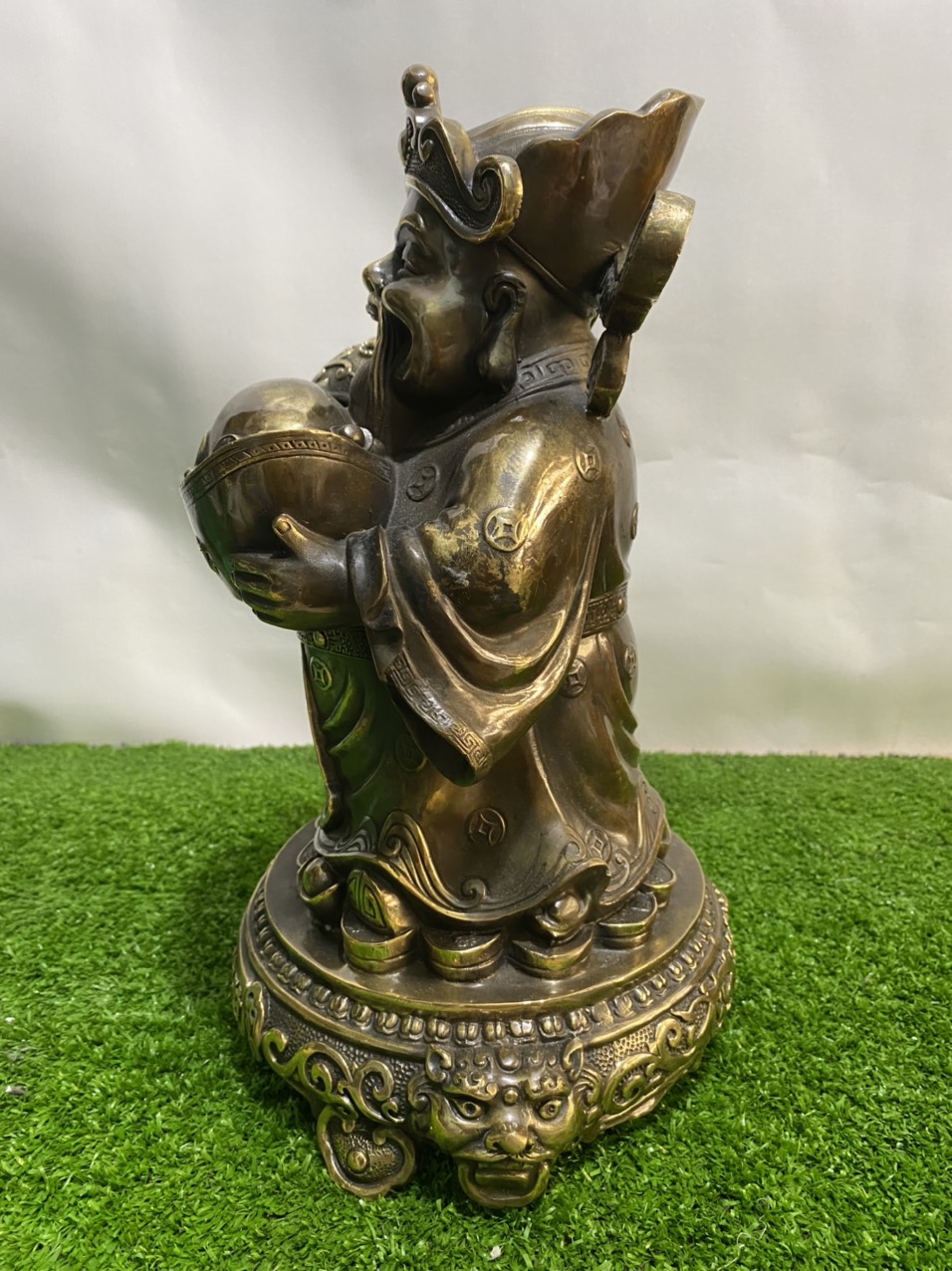 Tượng thần tài bằng đồng