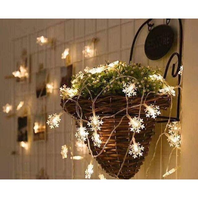 ĐÈN NHÁY TRANG TRÍ HÌNH HOA TUYẾT 4M 20 BÓNG