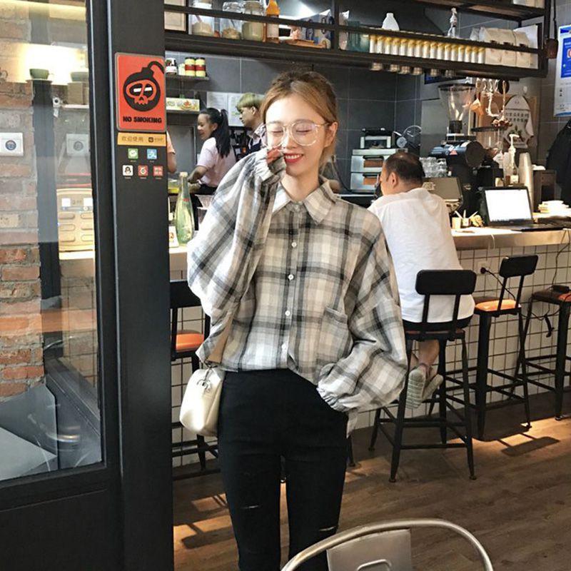 Áo sơ mi tay dài dáng rộng hoạ tiết sọc ca-rô phong cách retro