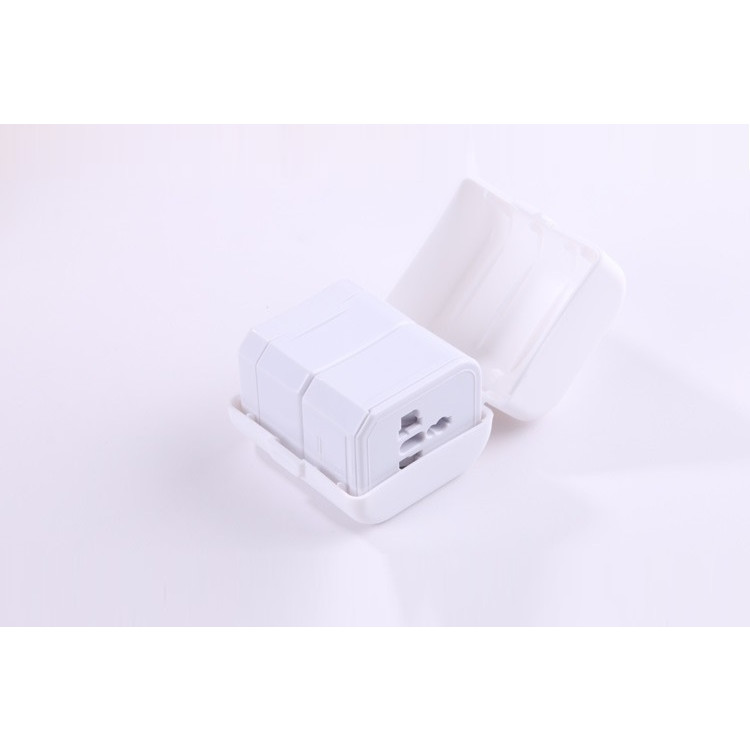 Ổ cắm nối đa năng D993 thích hợp với nhiều quốc gia - Tặng kèm quạt mini cắm cổng USB
