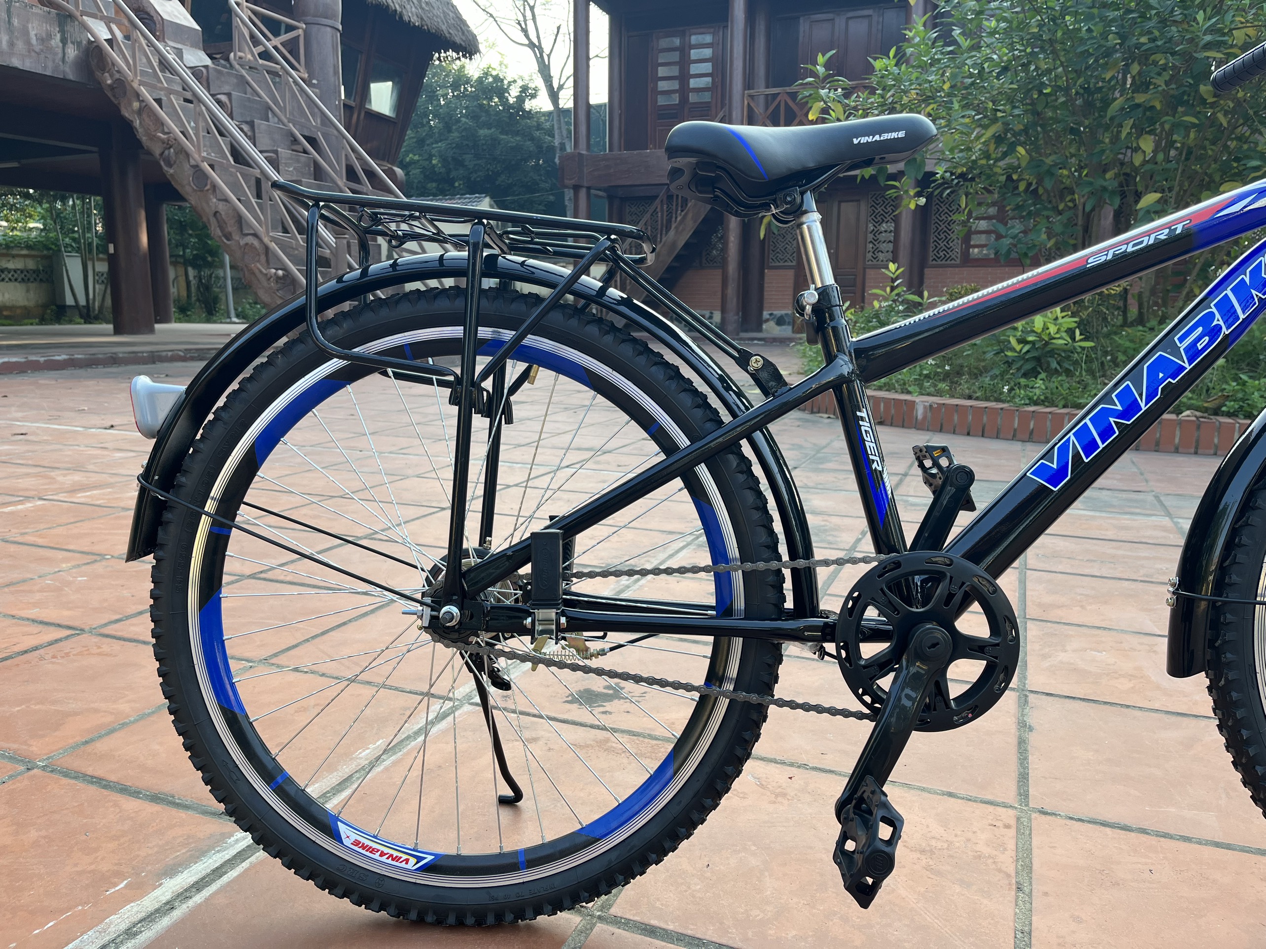 Xe đạp thể thao Vinabike cỡ 26in 3 màu xanh/đỏ/đen, Phù hợp với người cao 1m40 trở lên