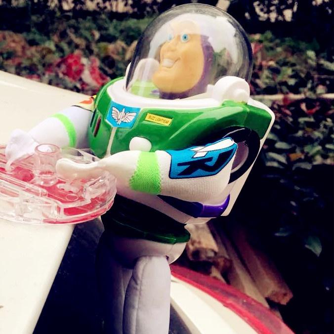 Búp Bê Buzz Lightyear Vui Nhộn Trang Trí Nóc Xe Hơi