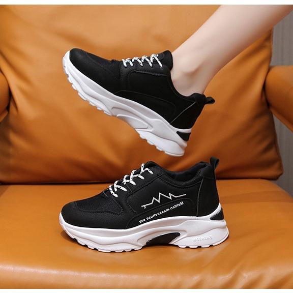 Giày Sneaker nữ thể thao đôn đế cao mã 59