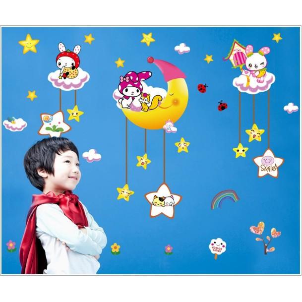 Decal trang trí tường - Thỏ Trắng đáng yêu vui chơi cùng Trăng Sao