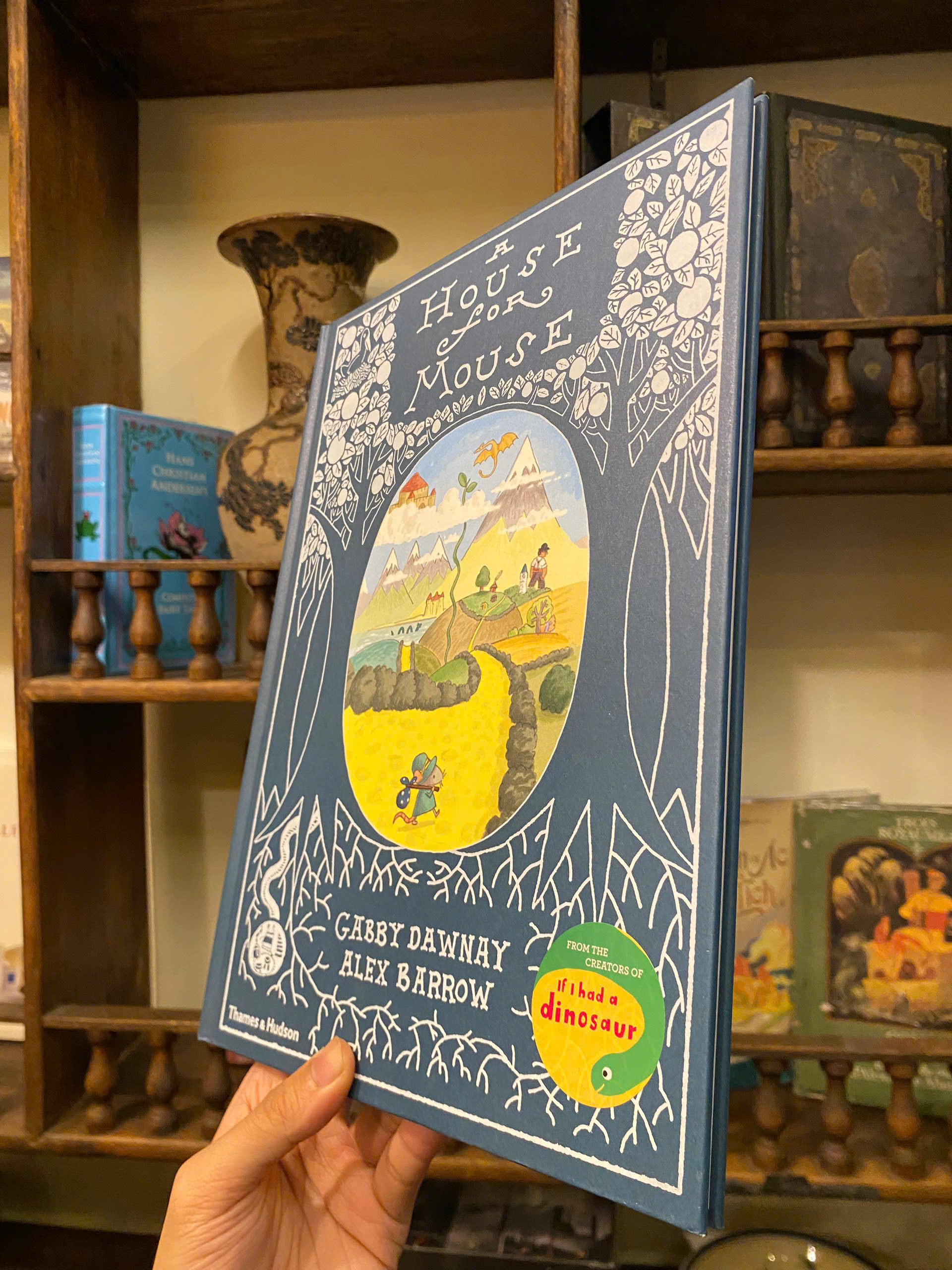 Sách - A House for Mouse by Gabby Dawnay | Children English Picture Books / Ngoại văn Bìa cứng