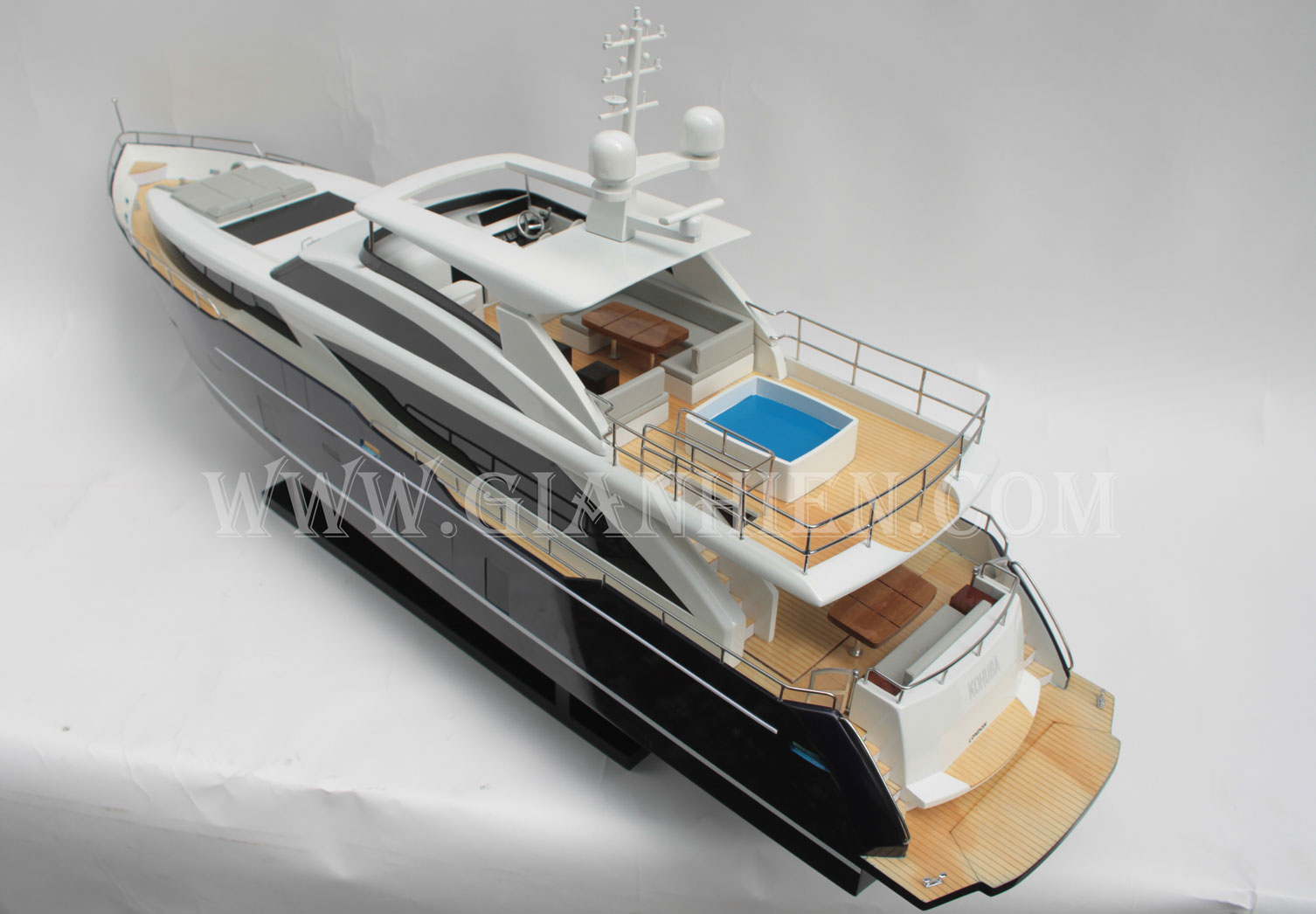 Mô hình Du Thuyền hiện đại PRINCESS SUPERYACHTS 30M (Blue Black) 90cm (Giá xưởng)