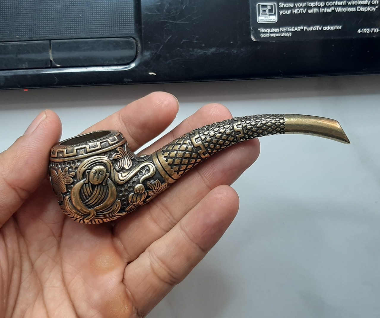 Tẩu thuốc đồng nguyên chất cao cấp khắc hình Phật | Shop Thành Nhi
