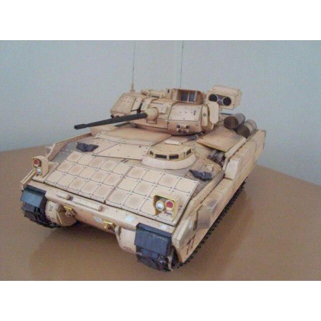 Mô hình giấy xe tank M2A2 Bradley tỉ lệ 1/43