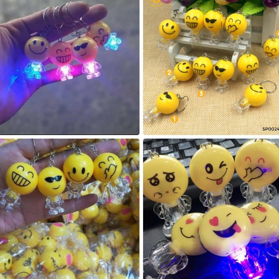 Móc khóa mặt cười Emoji có đèn phát sáng-Móc khóa mặt cười Emoji có đèn phát sáng-Móc khóa mặt cười Emoji với đèn phát s