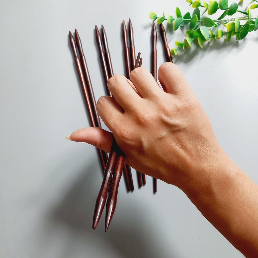 Đũa Gỗ Trắc Tự Nhiên 25cm Cán Mũi Nhọn, Đũa Ăn Cơm, Phụ Kiện Nhà Bếp, Chụp Ảnh Decor Siêu Đẹp