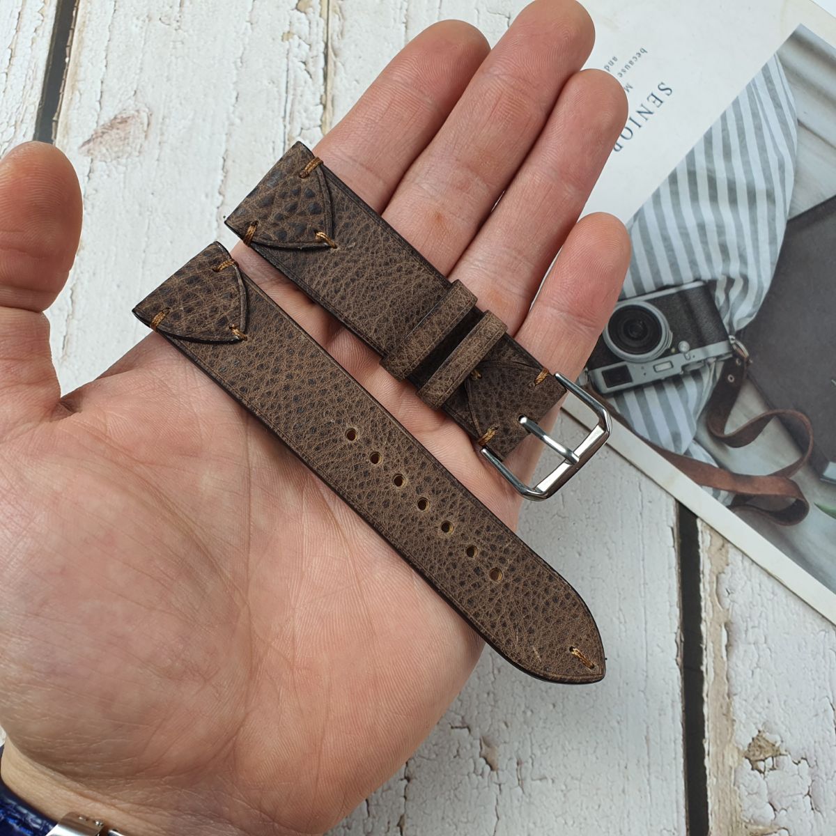 Dây đồng hồ nam thủ công dây da bò sáp AL115 CAM KẾT CHẤT LƯỢNG - Y HÌNH - BH 3 năm Size 20/Size 22