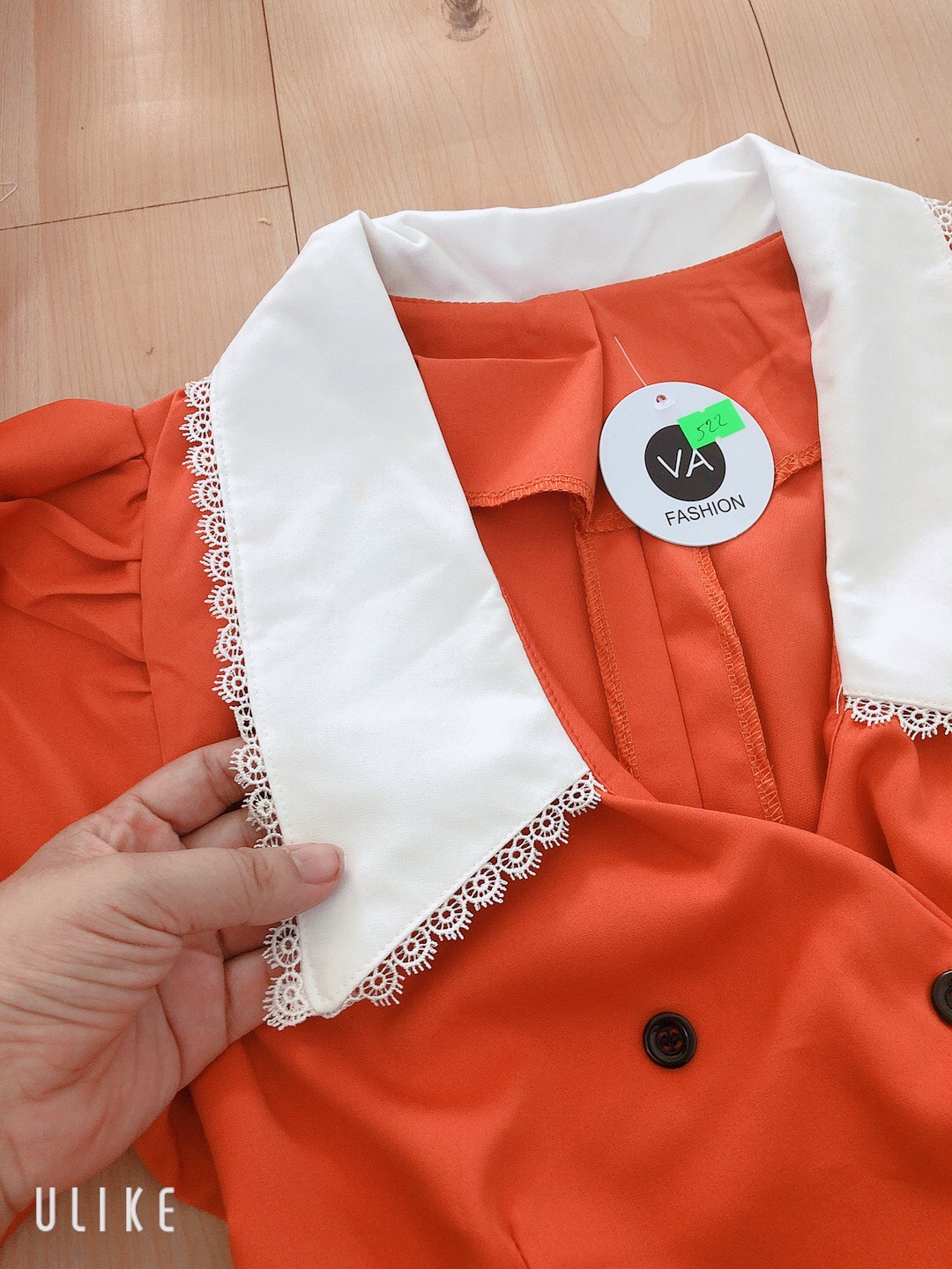 Sét áo cài nút cổ phối trắng kèm chân váy xòe xếp ly Cao Cấp