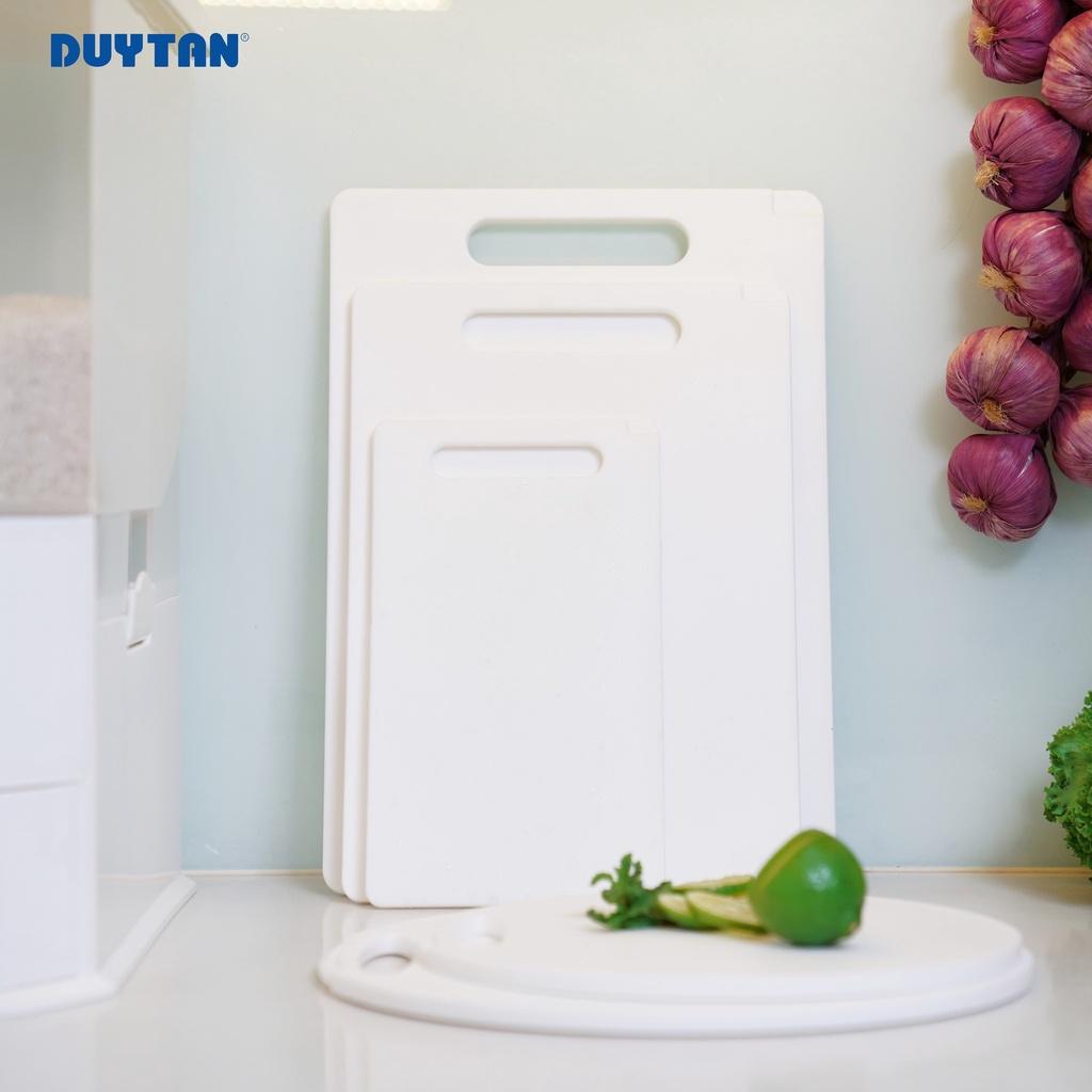 Thớt nhựa thuận thành dùng cho nhà hàng quán ăn màu trắng cỡ đại