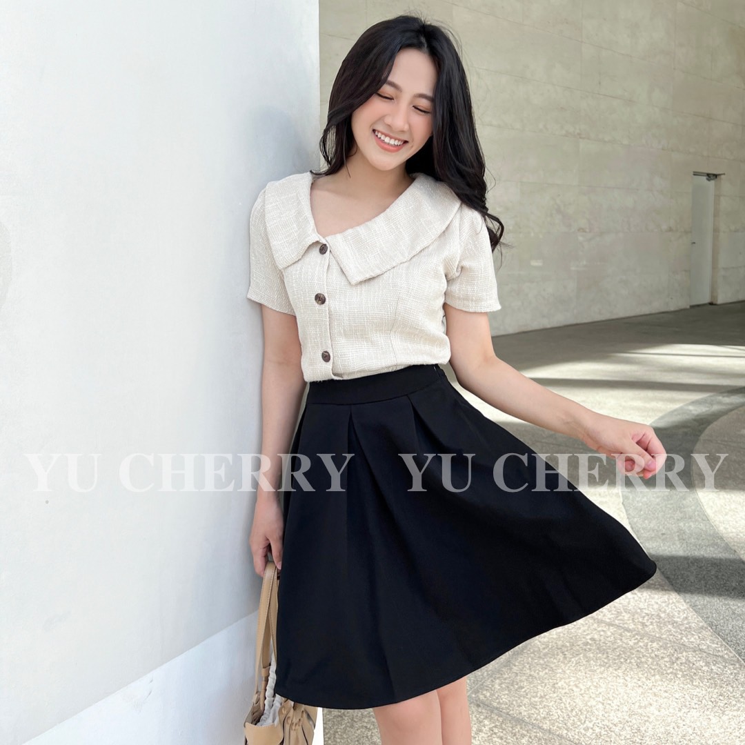 YU CHERRY | Áo nữ Tweed Pin Top YA392