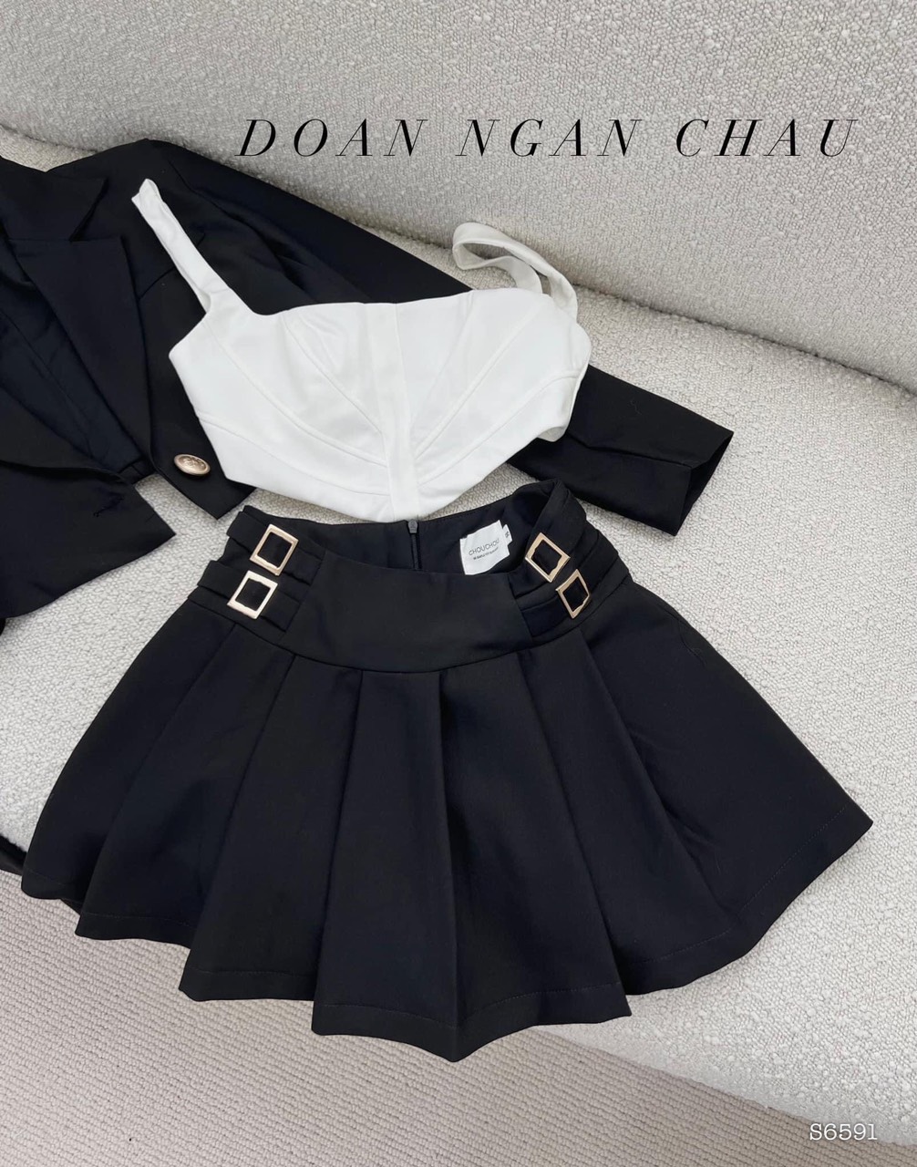 SET ÁO VEST/BLAZER LỬNG + CROPTOP DÂY + CHÂN VÁY NGẮN XẾP LI