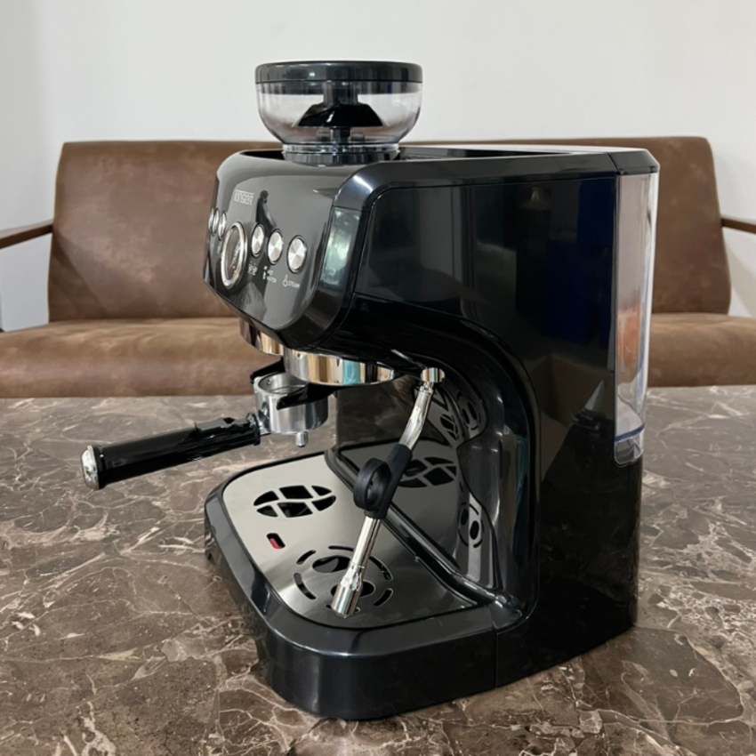 Máy pha cà phê Espresso chuyên nghiệp 4 trong 1 Tanser EM3108, áp suất 19 bar, dung tích bình nước 2 lít, công suất 1560W  - Bảo hành 12 tháng