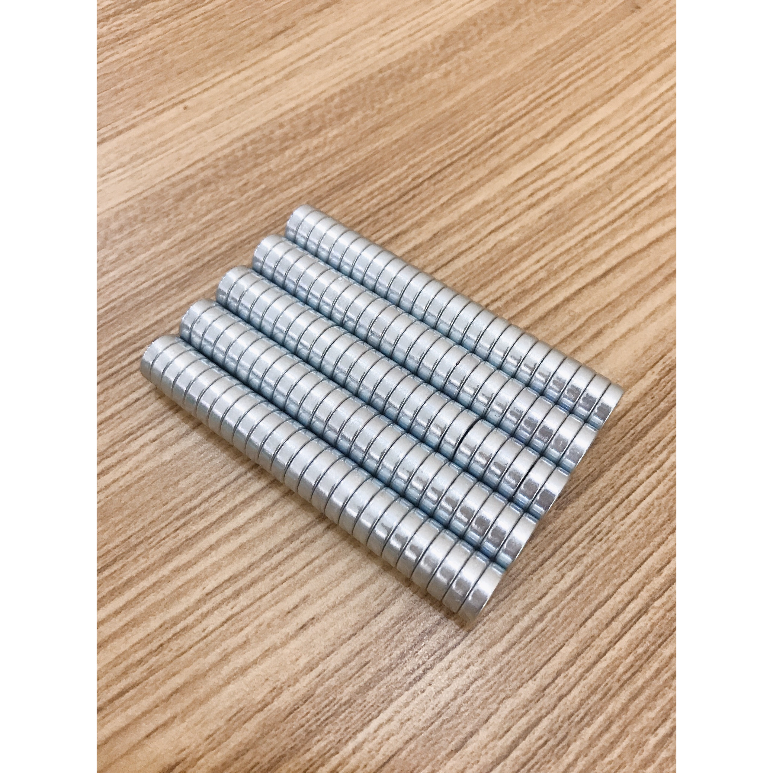 50 Viên Nam Châm Đất Hiếm Loại Tròn 10x3mm Mạ Kẽm Lực Từ N35 Cực Mạnh