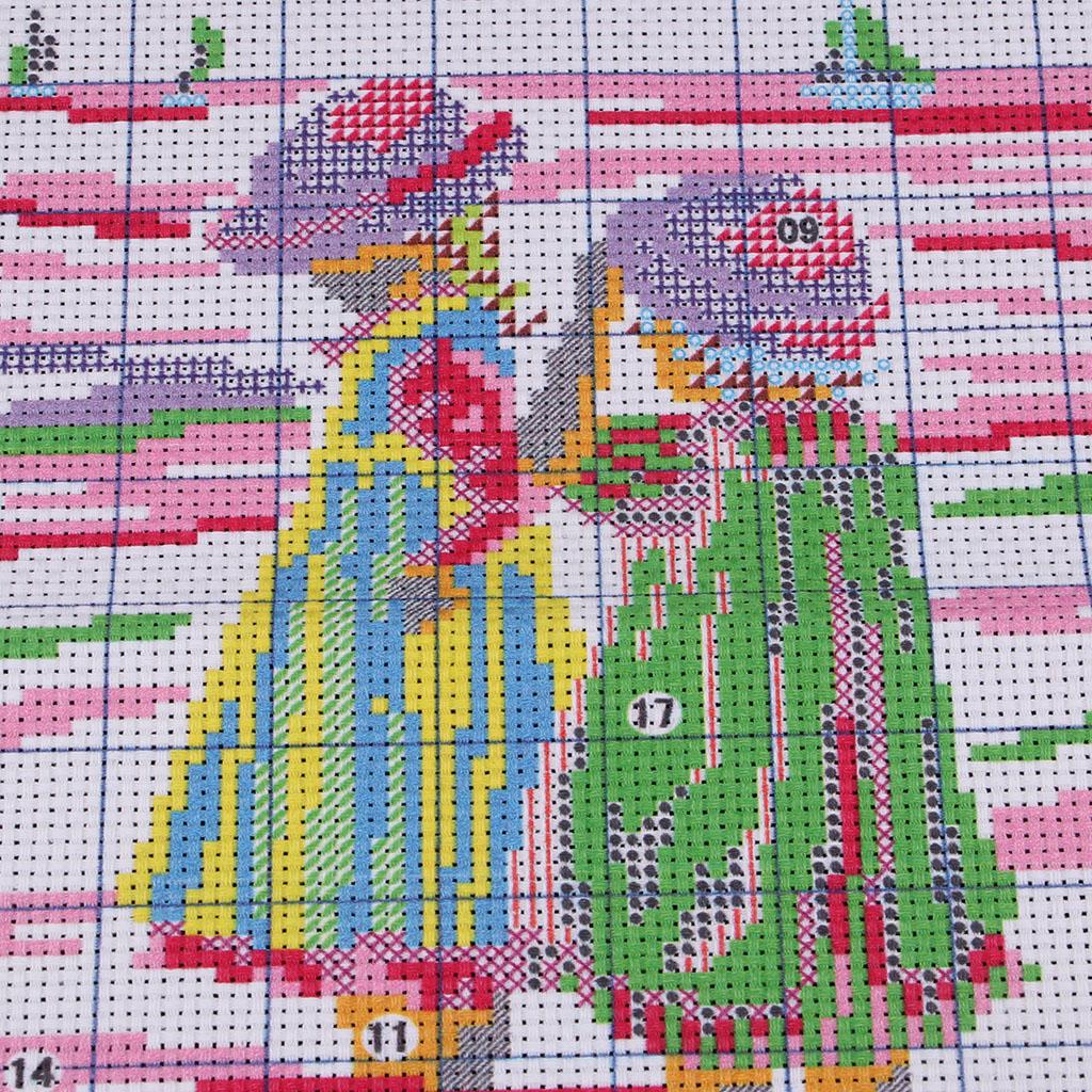 Sisters on Beach Stamped Cross Stitch Kit Pre-Printed Pattern Embroidery Kit Fashion Crafts Home Art Decoration