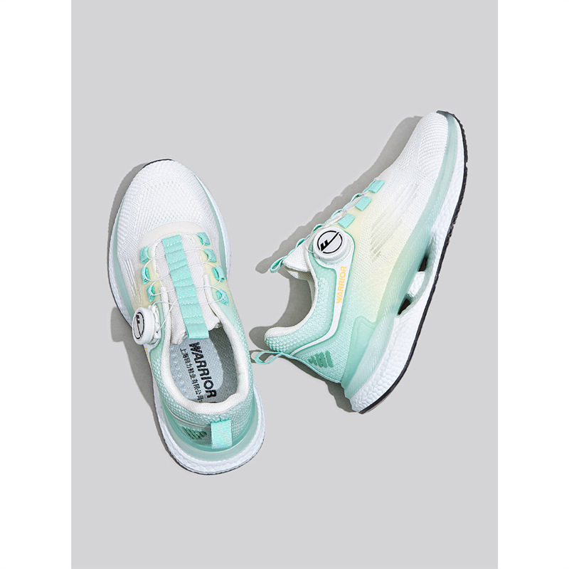 Giày thể thao nam đế êm nhẹ, thoáng khí đế cao su đúc, chống trơn trượt hạn chế mòn – BEE GEE - GNA2036