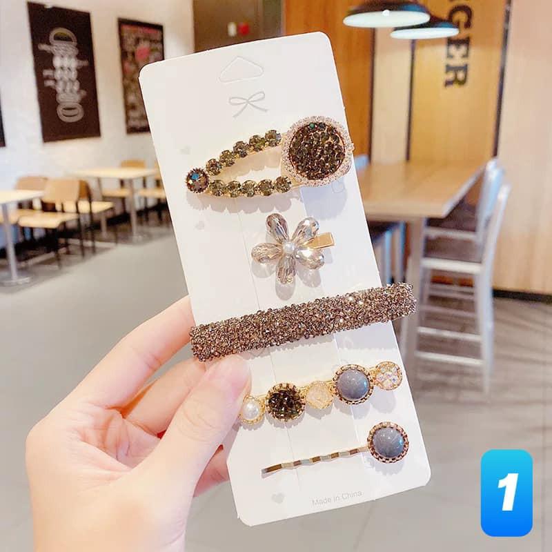 Set 5 chiếc Kẹp tóc Hàn Quốc gắn đá màu cực hot - 1 set 5 cái hình dáng khác nhau