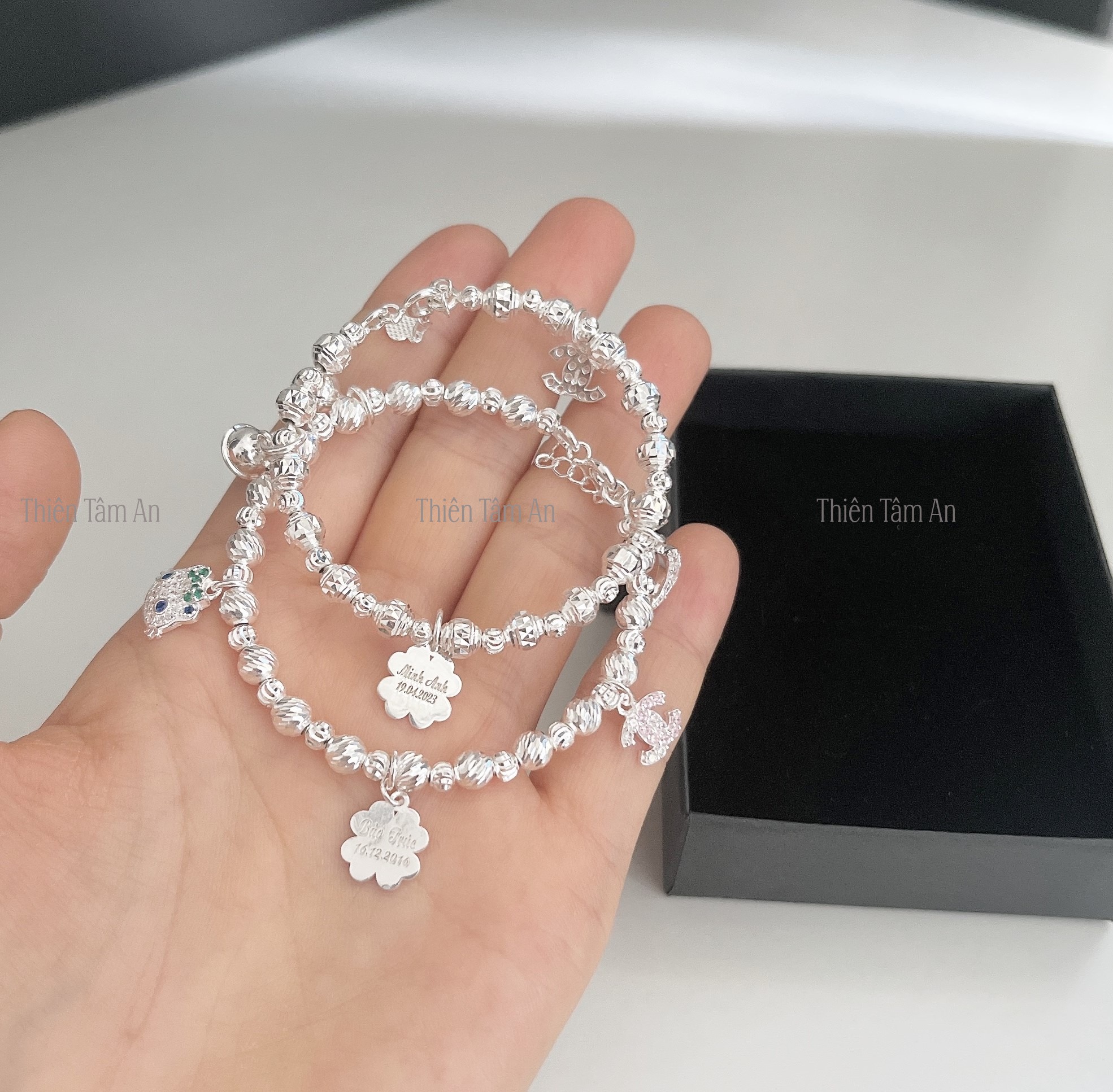 Vòng tay Bạc khắc Tên bé - Quà tặng sinh nhật, thôi nôi, đầy tháng ý nghĩa sang trọng - Lắc tay cỏ 4 lá TTA.VT050