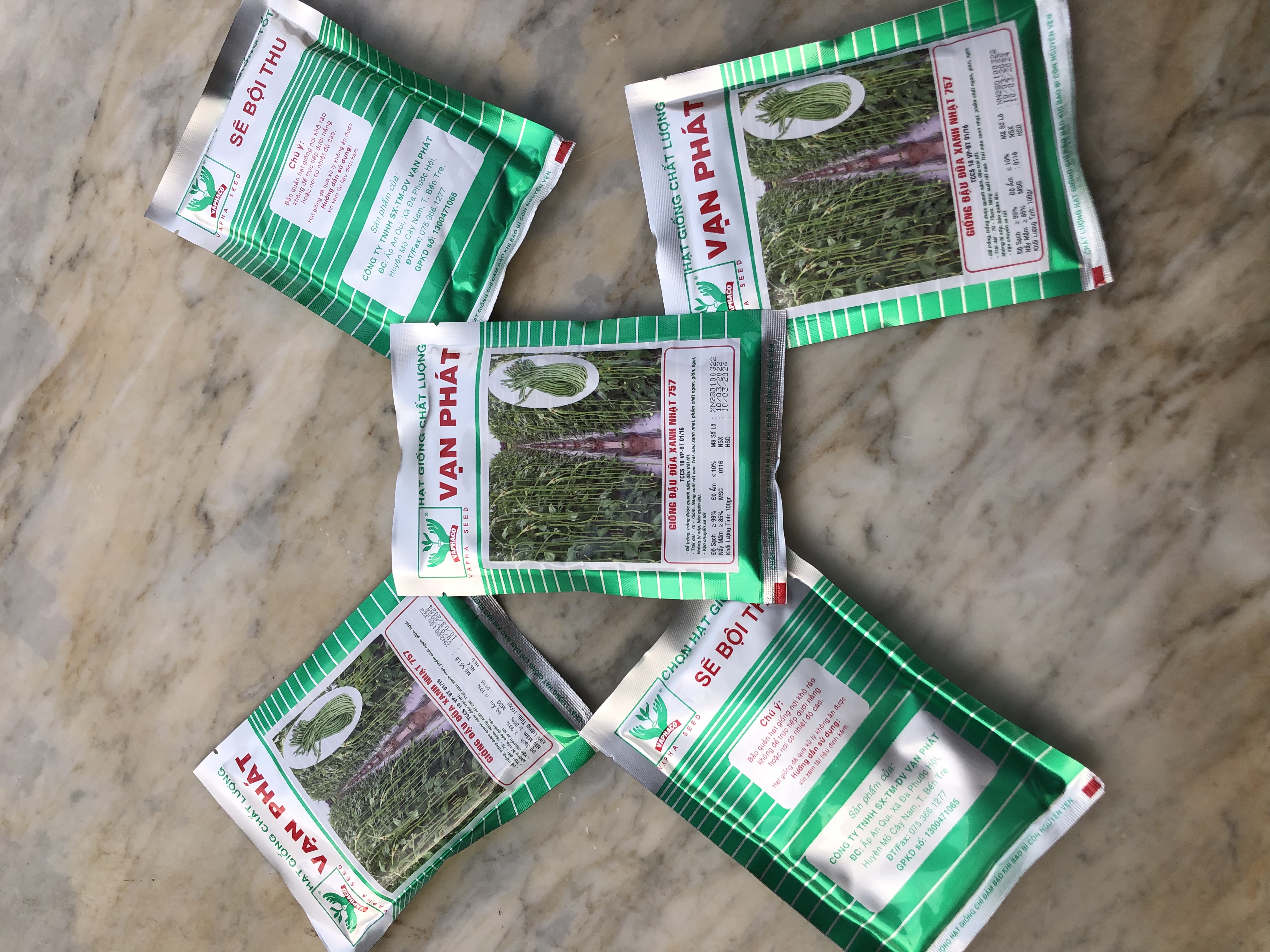Hạt giống đậu đũa xanh nhạt 757 gói 100gr