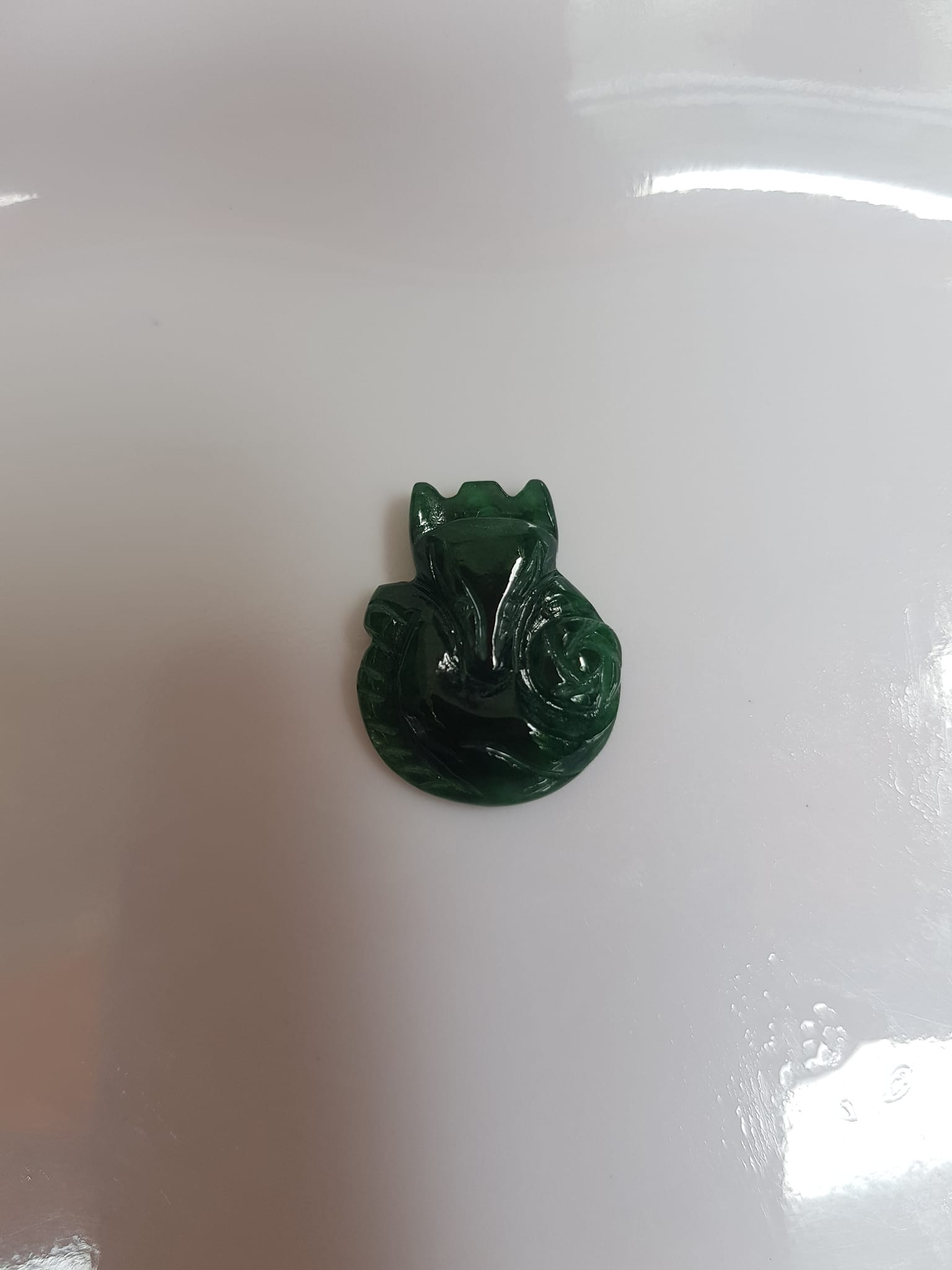 Mặt dây chuyền Hồ Ly xanh đậm bóng đẹp Size 19mmx Ngang 16mm x Sâu 4mm Chất liệu đá cẩm thạch tự nhiên xanh đậm nữ bọc vàng lên đeo đẹp sang ạ