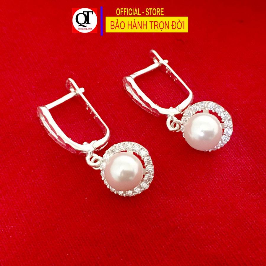 Bông tai nữ ngọc tròn size 5ly dáng dài chốt đeo sát tai gắn đá trắng cao cấp trang sức Bạc Quang Thản - QTBT150
