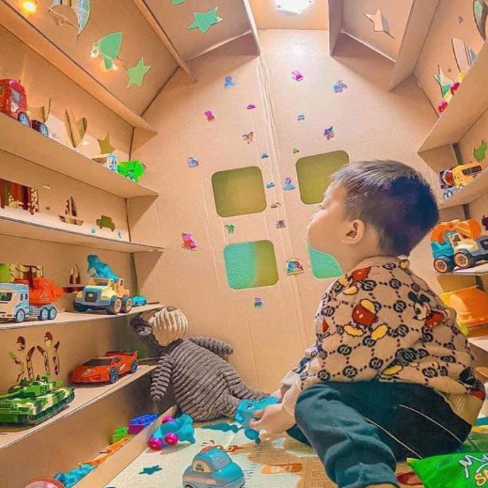 Nhà bìa carton cao cấp tặng 10 khẩu trang vải cho bé