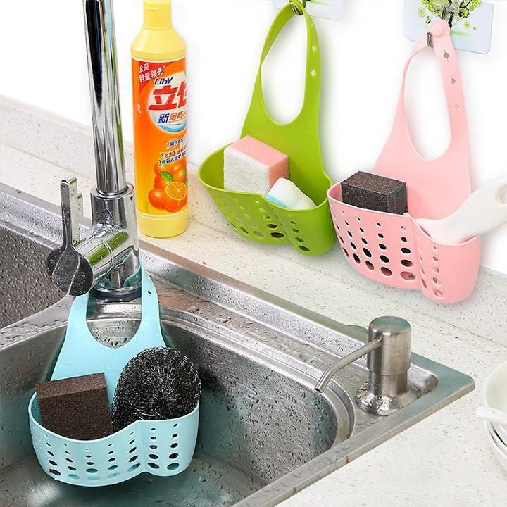 Giỏ nhựa dẻo đựng đồ treo vòi bồn rửa bát.
