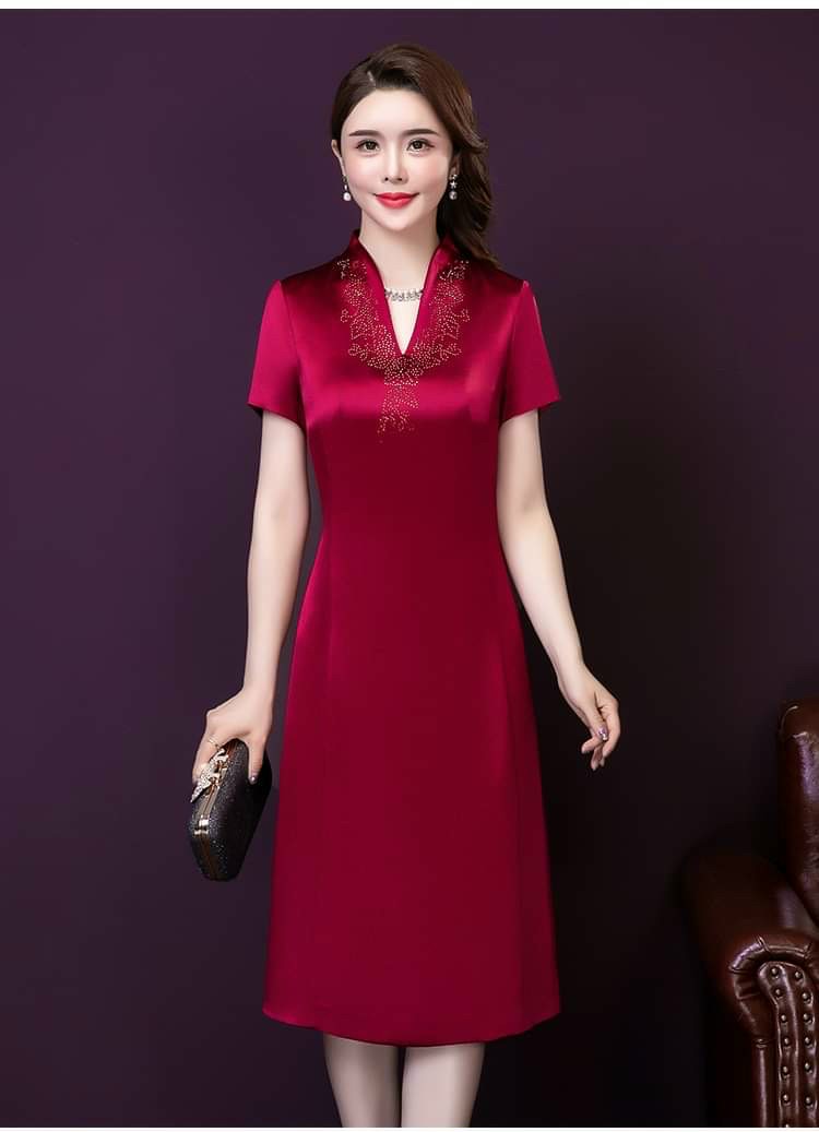 Đầm suông trung niên, đầm quý bà, đầm cho mẹ. Đính đá sang trọng