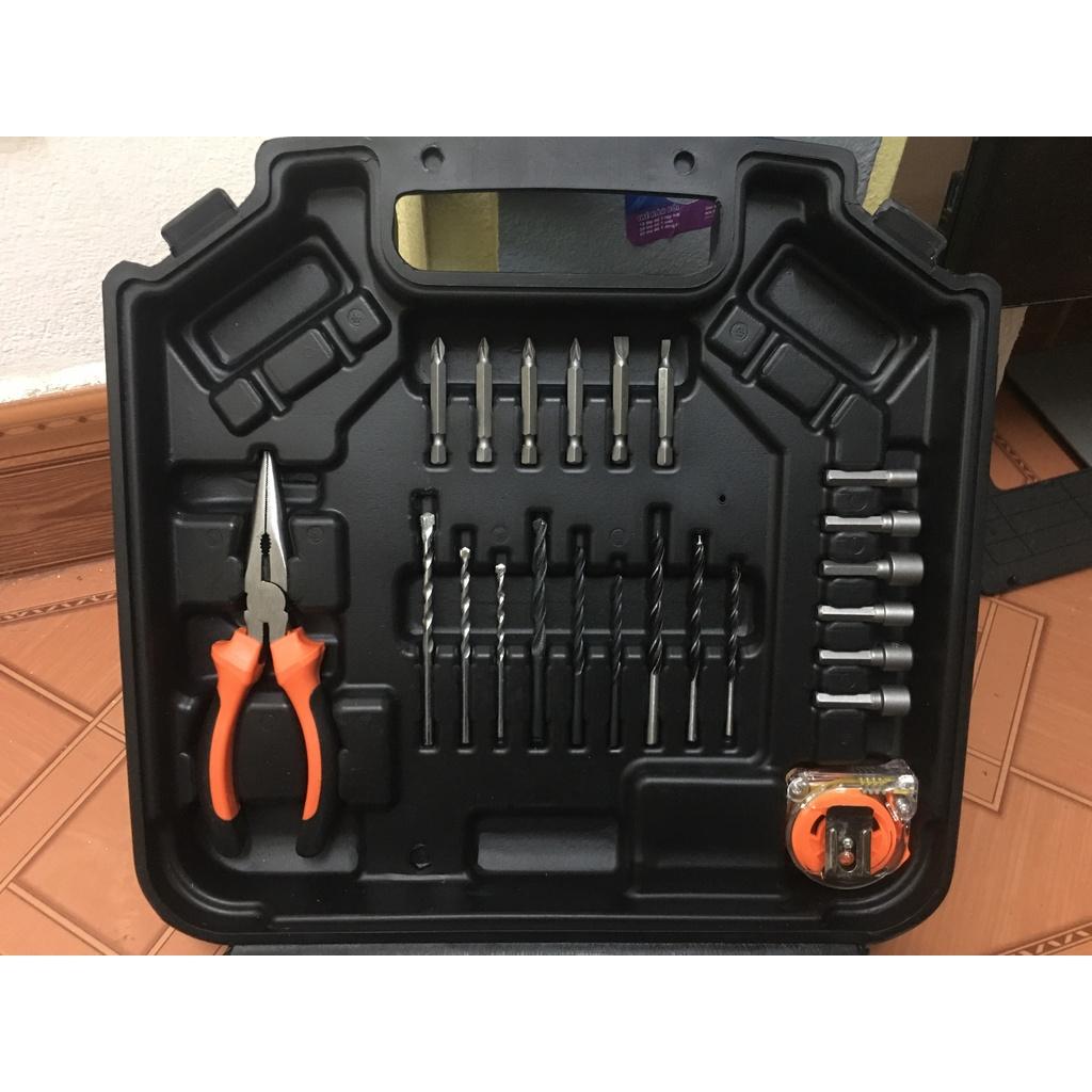 Máy khoan chạy pin