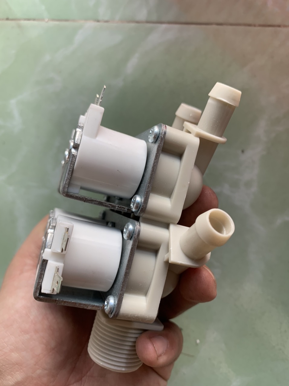 Van cấp nước máy giặt 12V 4 ngã 4 chân Tốt