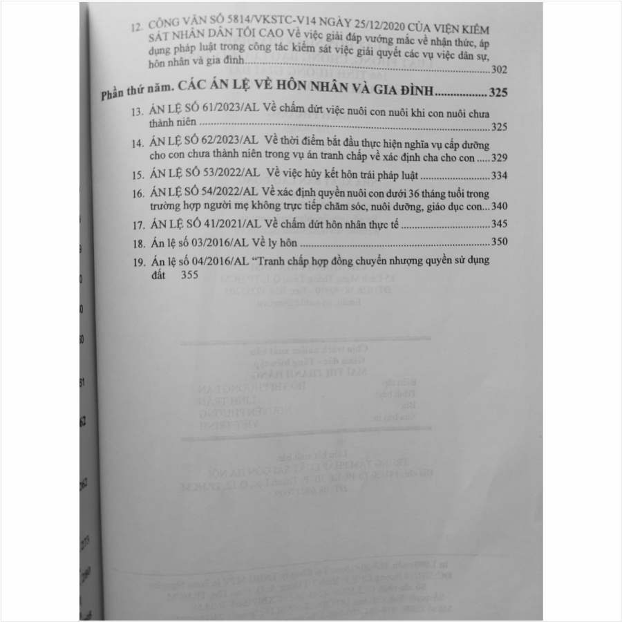 Sách Luật Hôn Nhân và Gia Đình - Luật Phòng, Chống Bạo Lực Gia Đình và 166 Tình Huống Giải Đáp Pháp Luật về Hôn Nhân Gia Đình (V2301D)