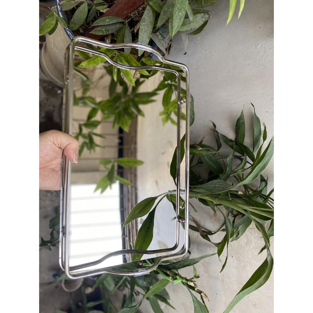 Khay thép gương trắng bạch kim có tay cầm sang chảnh, khay Decor phong cách Bắc Âu