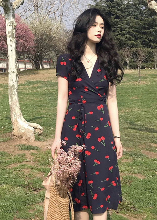 Đầm cổ chéo xẻ tà CYHERRY DRESS