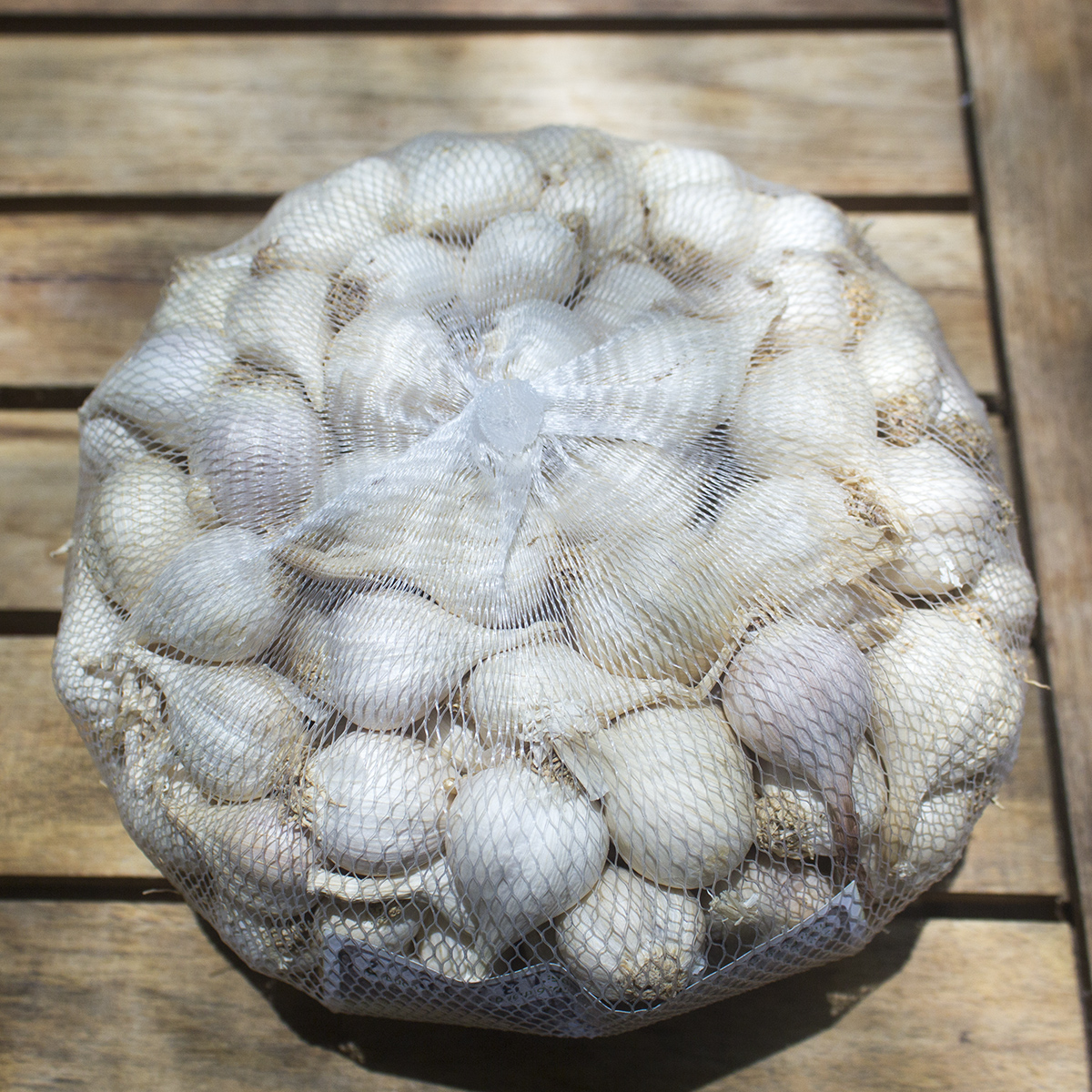 Đặc Sản Quảng Ngãi - Tỏi Lý Sơn Dori - Loại ít tép - Túi lưới 500g - Trồng tại đảo Lý Sơn