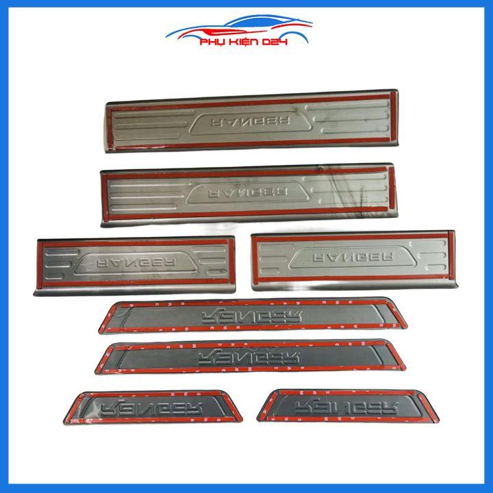 Bộ ốp bậc cửa trong ngoài nẹp bước chân Ranger 2016-2017-2018-2019 vân Titan chống trầy trang trí xe